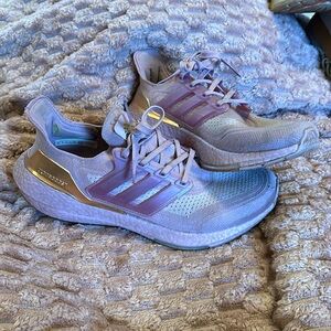 Women’s adidas shoes